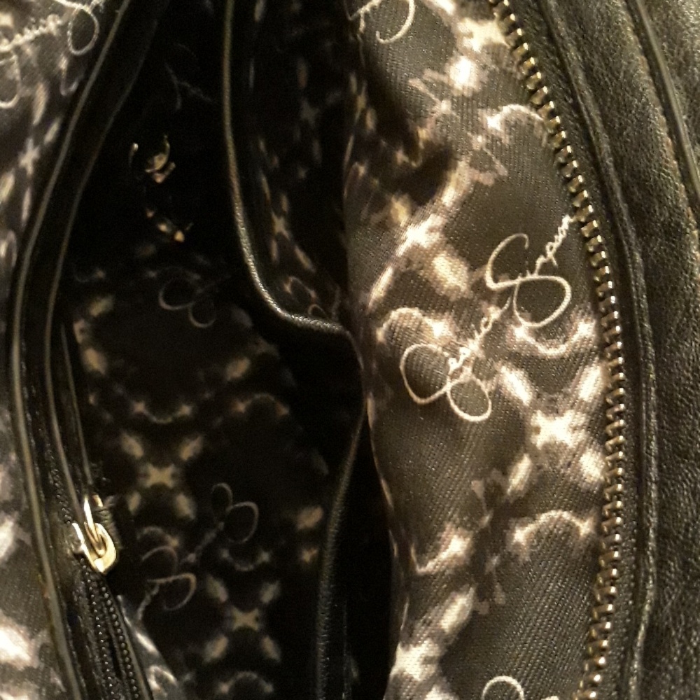 Purse - Picture 4 of 6